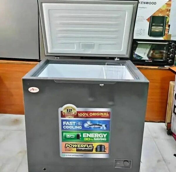 Chest freezer 2.5L fridge