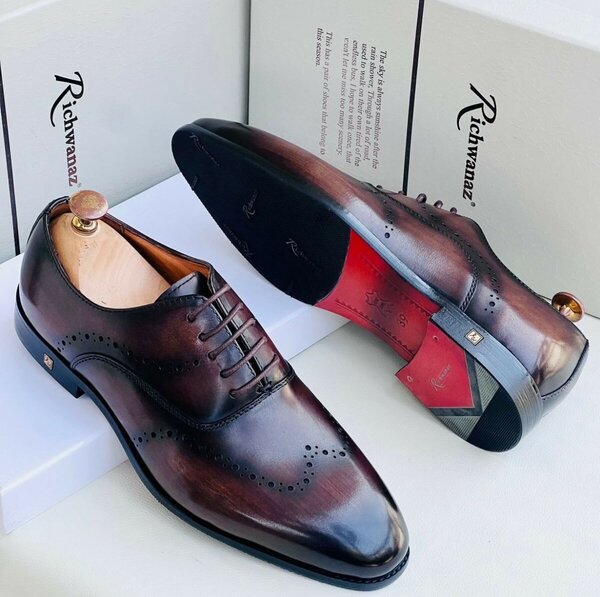Solid Leather Formal Shoes