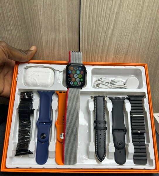 Montre intelligente avec bracelets