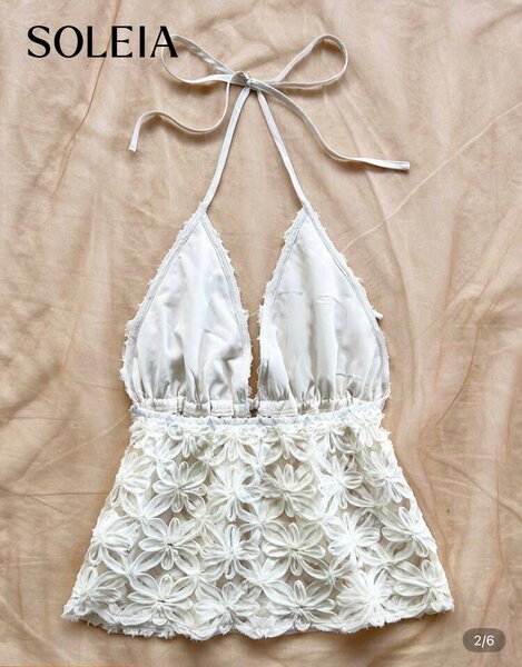 Top dos nu en dentelle chic