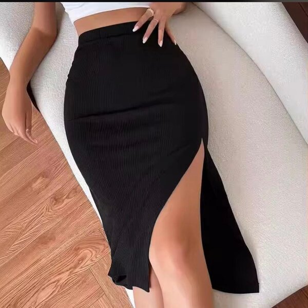 Jupe fendue élégante