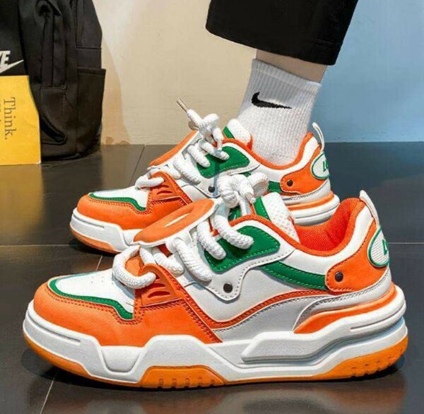 Baskets colorées tendance