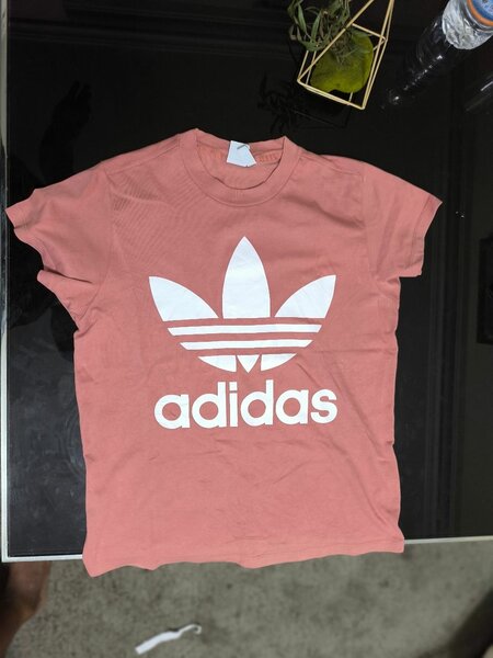 T-shirts Friperie 1er Choix