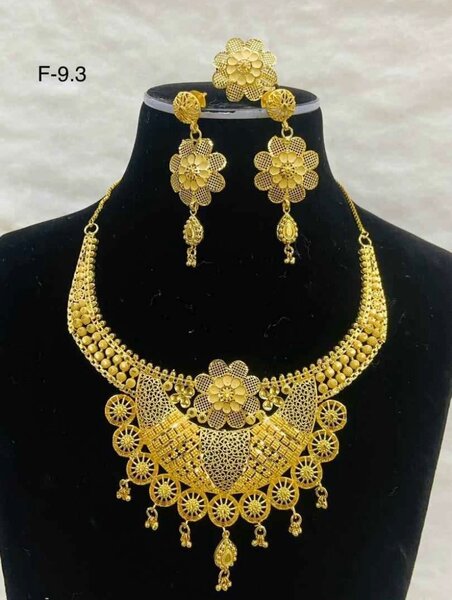 Parure de bijoux en or pour femmes