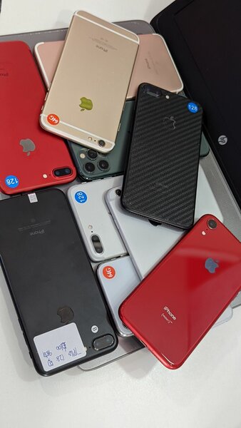 UK PRE-OWNED APPLE IPHONES