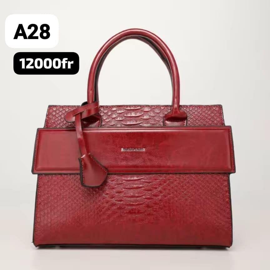 Sac à main en cuir synthétique