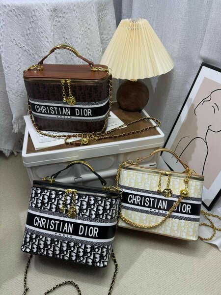 Sac à main Dior noir et blanc