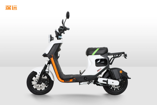 Scooter électrique urbain moderne