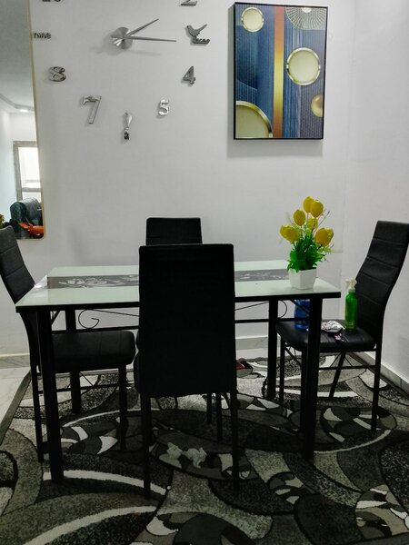 Table à Manger Moderne