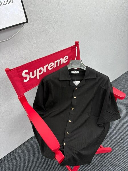 Supreme Button-Up Shirt