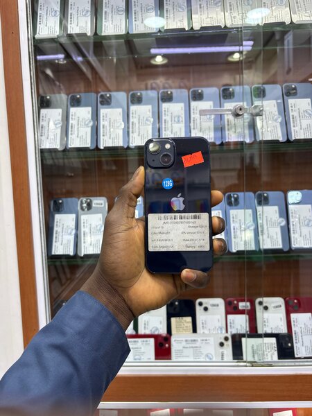 iPhone 13 128GB Noir