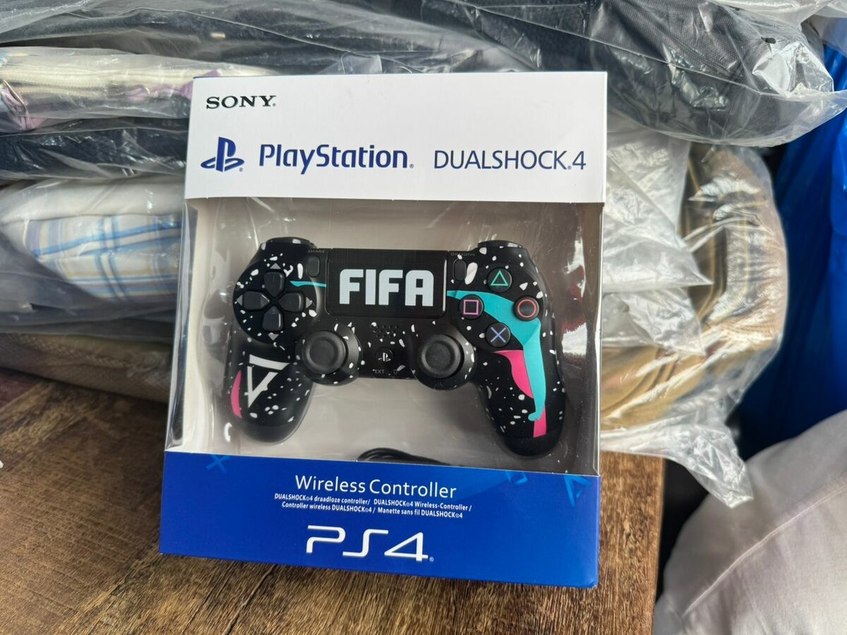 Manette PS4 DualShock 4 FIFA