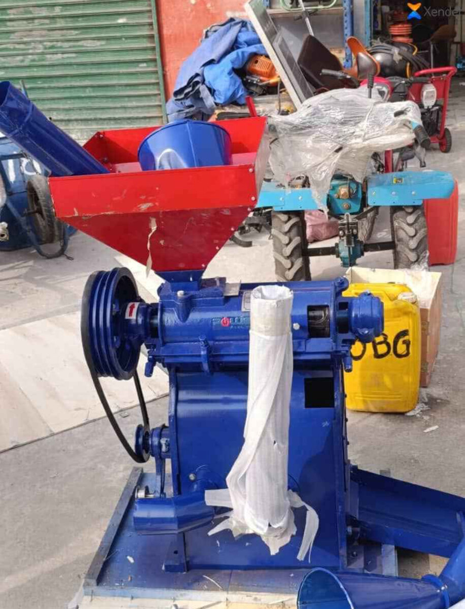 Moulin à grains électrique professionnel