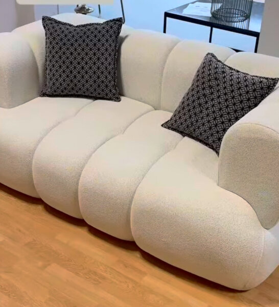 Canapé moderne en tissu doux