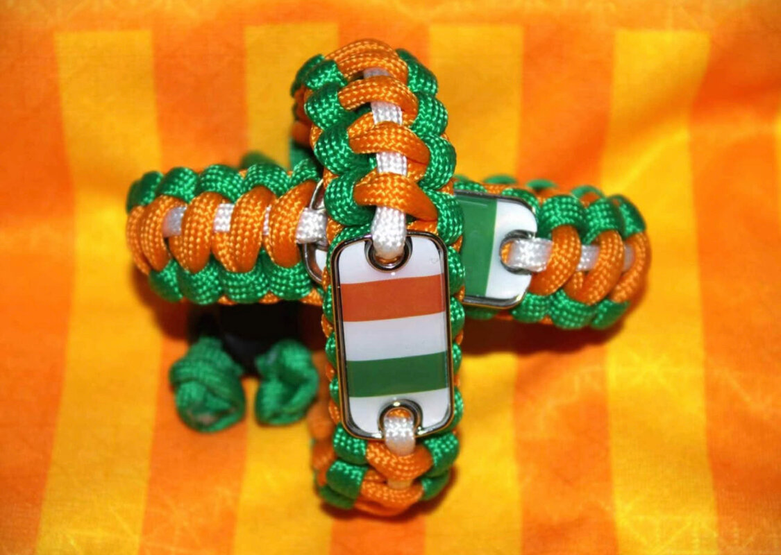 Bracelets en paracorde colorés