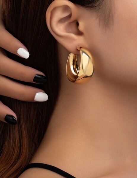 Boucles d'oreilles élégantes dorées