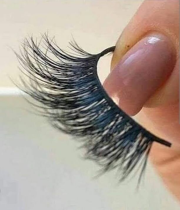 NoorAlazawi Hand Made Eye Lashes