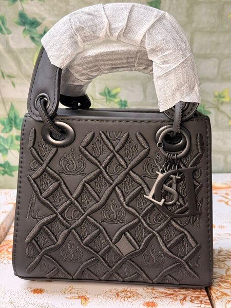 Sac à main en cuir élégant