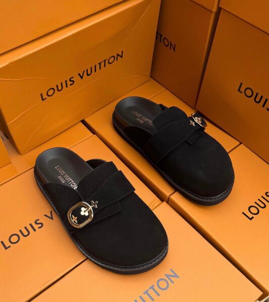Mules Louis Vuitton élégantes