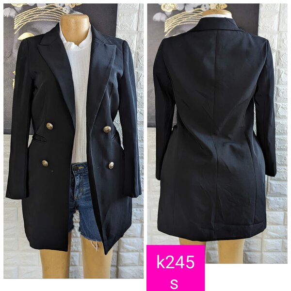Beautiful and stylish women's jacket black
