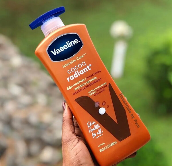 Vaseline Cocoa radiant