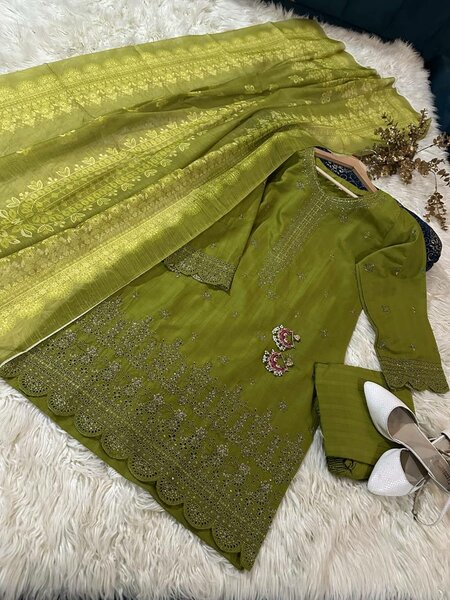 Doria lawn stuff 3 pc suit