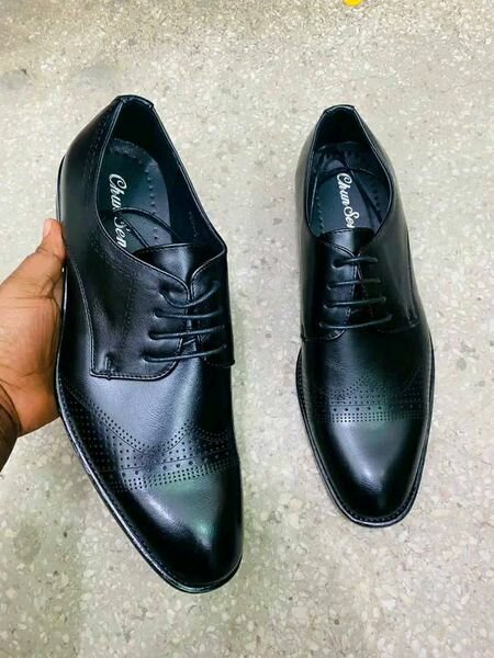 Men's classic leather shoes