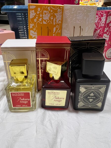 Parfum de Luxe pour H & F