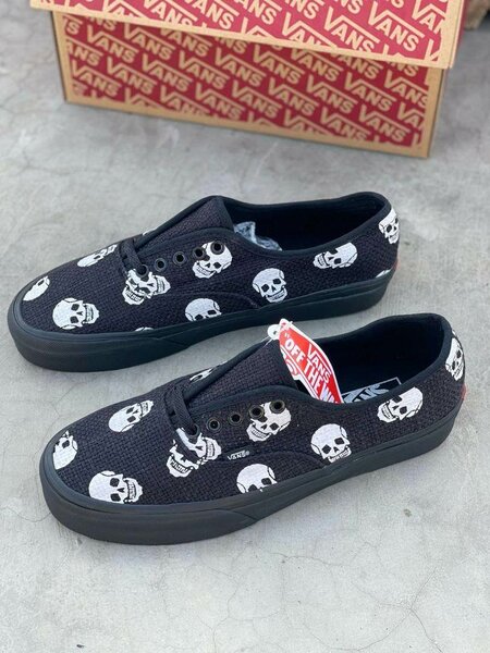 Chaussure Vans dans carton