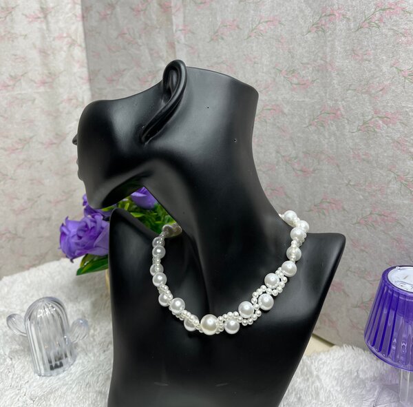 Collier perles élégantes