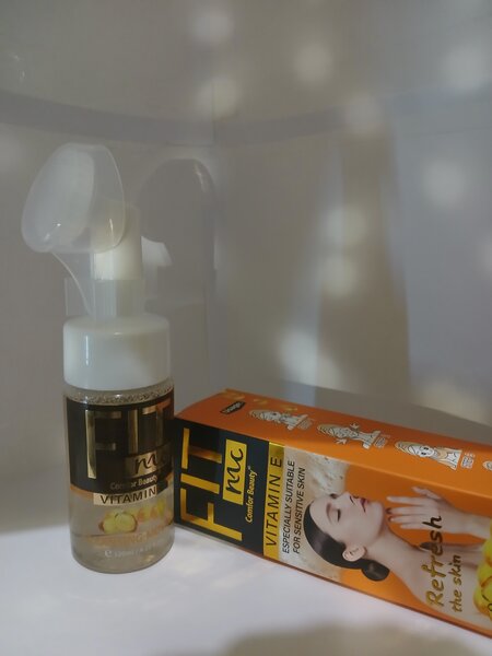 Mousse Nettoyante Vitamine E