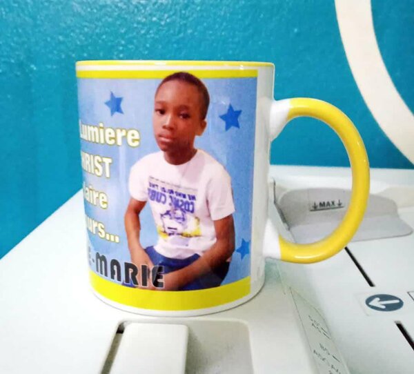 Tasse ordinaire ou magique