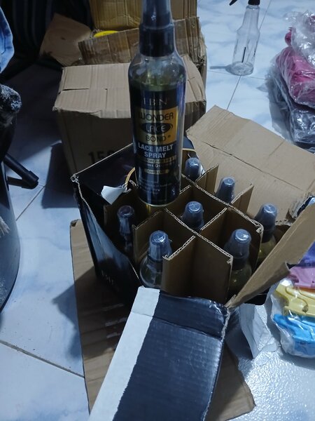 Ebin adhesive frontal melting spray