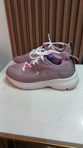 Baskets roses pour femme