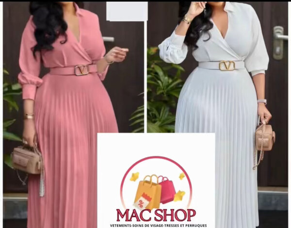 Robe plissée élégante ceinturée