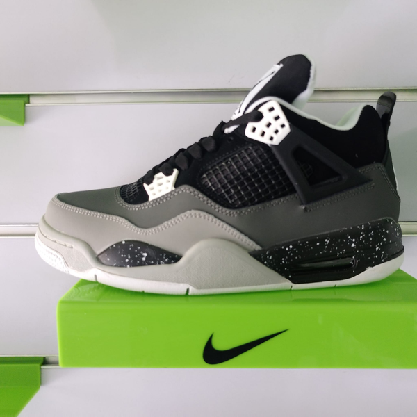 Jordan 4