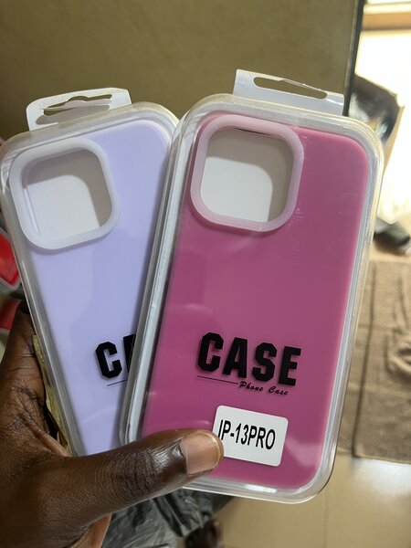 Étuis iPhone 13 Pro en silicone