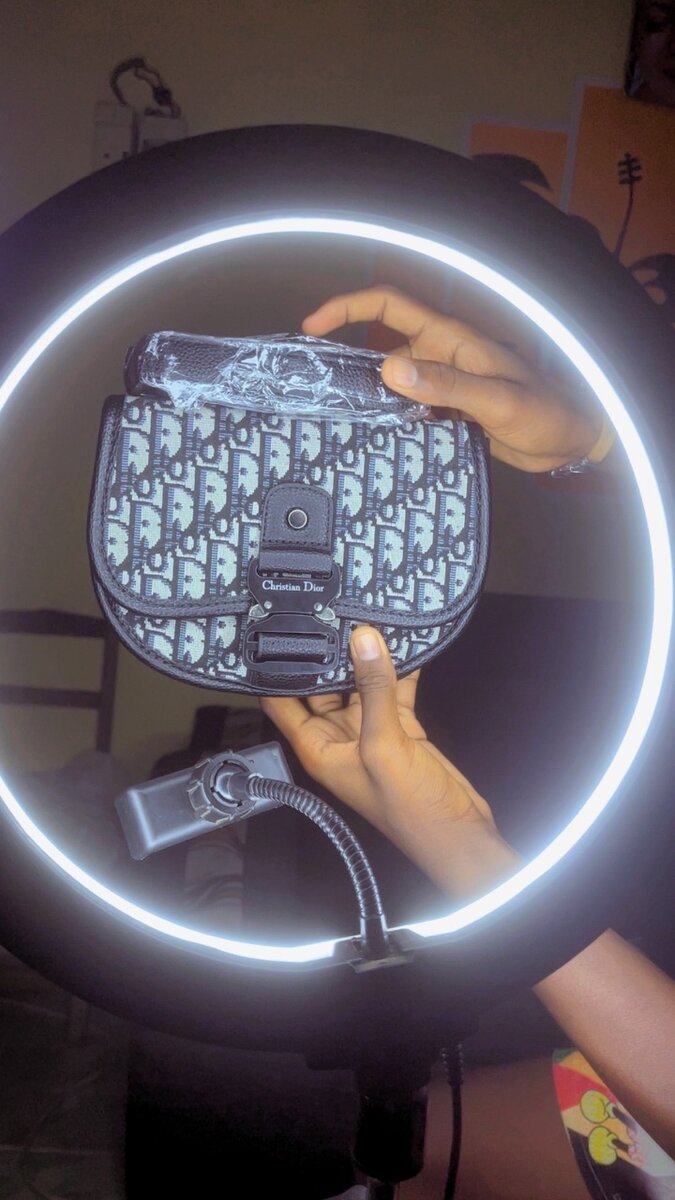 Sac bandoulière à motif élégant