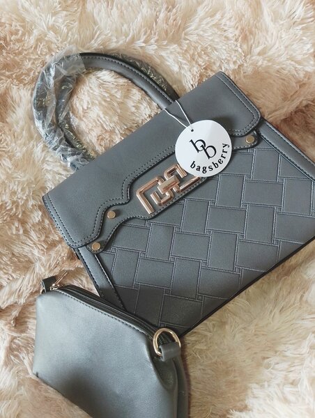 Sac à main en cuir élégant