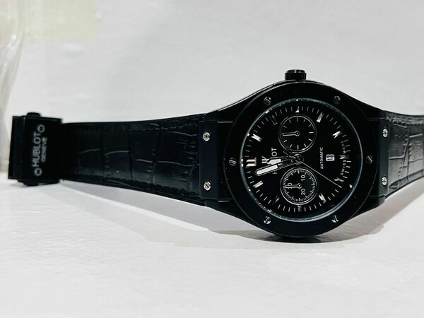 Hublot master lock watch