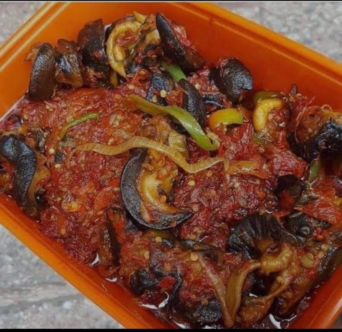 Excargot sauté à la moutarde