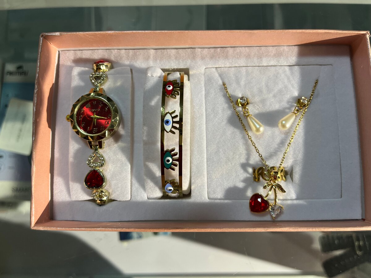 Ensemble Bijoux et Montre Luxe