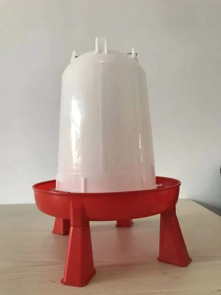 Abreuvoir avec pied 11 litres