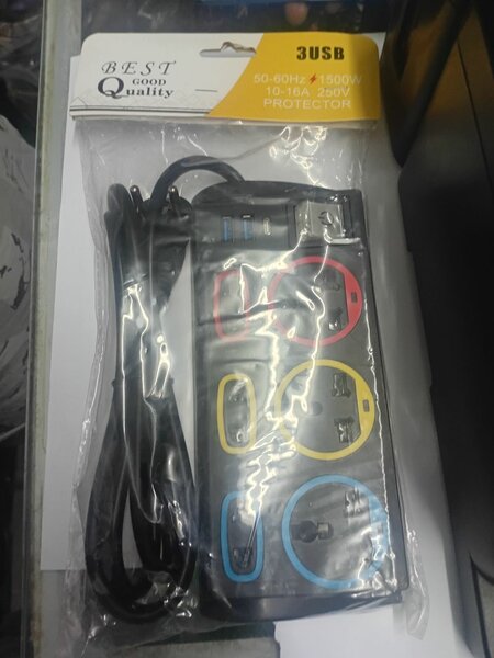 Multiprise USB avec protecteur