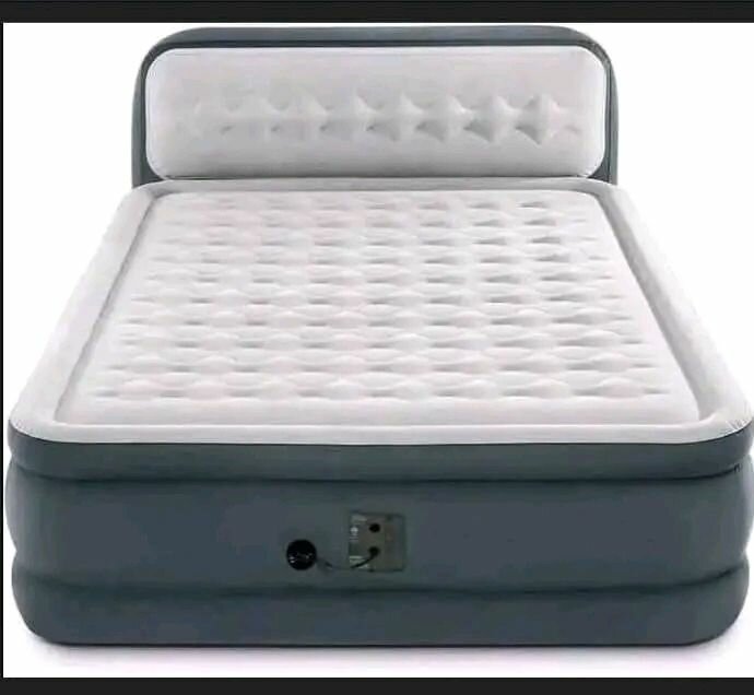Lit gonflable avec pompe intégrée