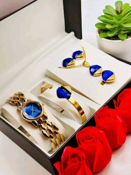 Ensemble Montre et Bijoux Doré et Bleu