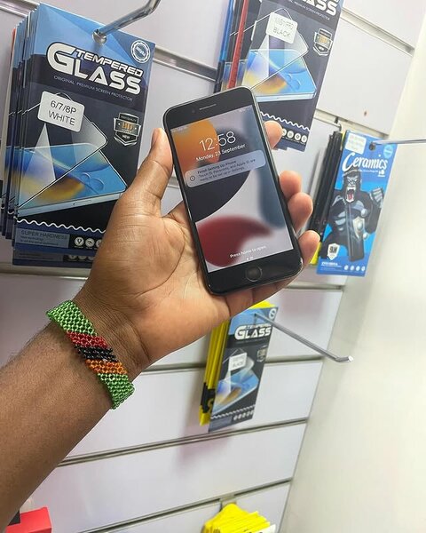 BRAND NEW IPHONE 🍏 pro 