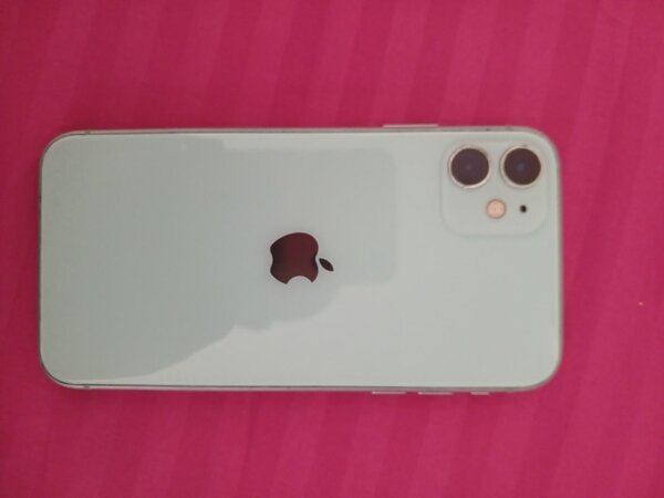 iPhone 11 Blanc 64 Go