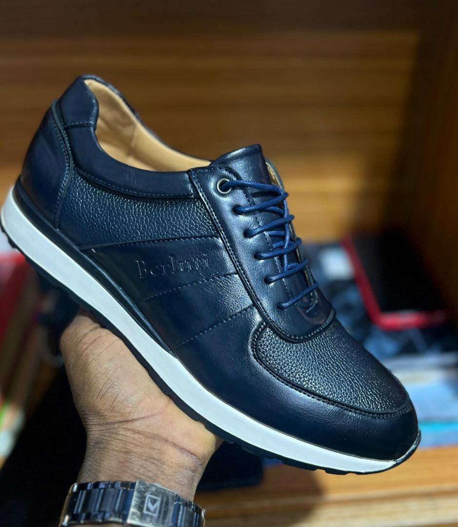 Chaussures hommes élégantes cuir