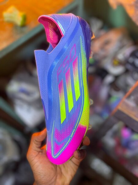 Chaussures de football F50